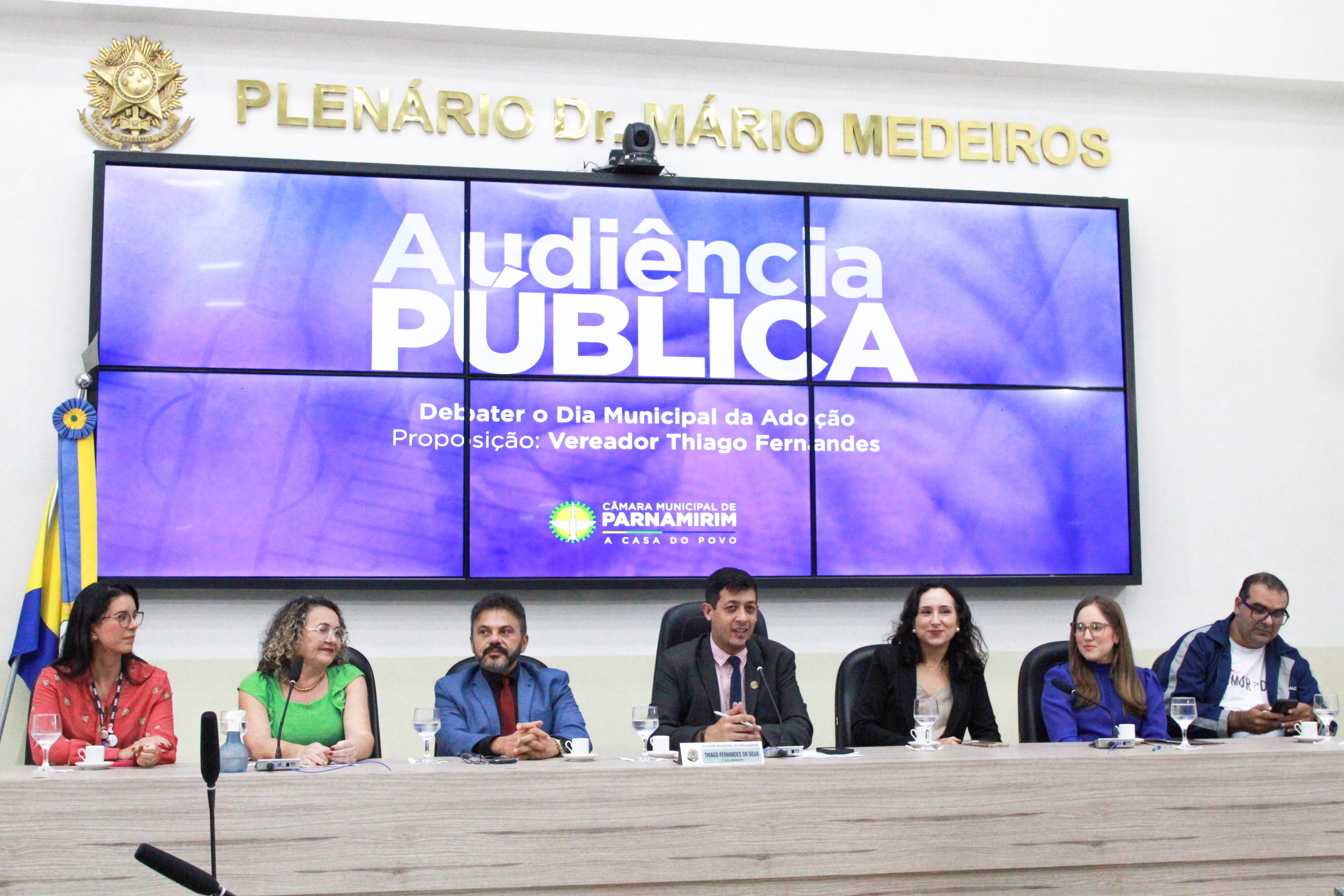 Dia Municipal da Adoção é debatido na Casa Legislativa