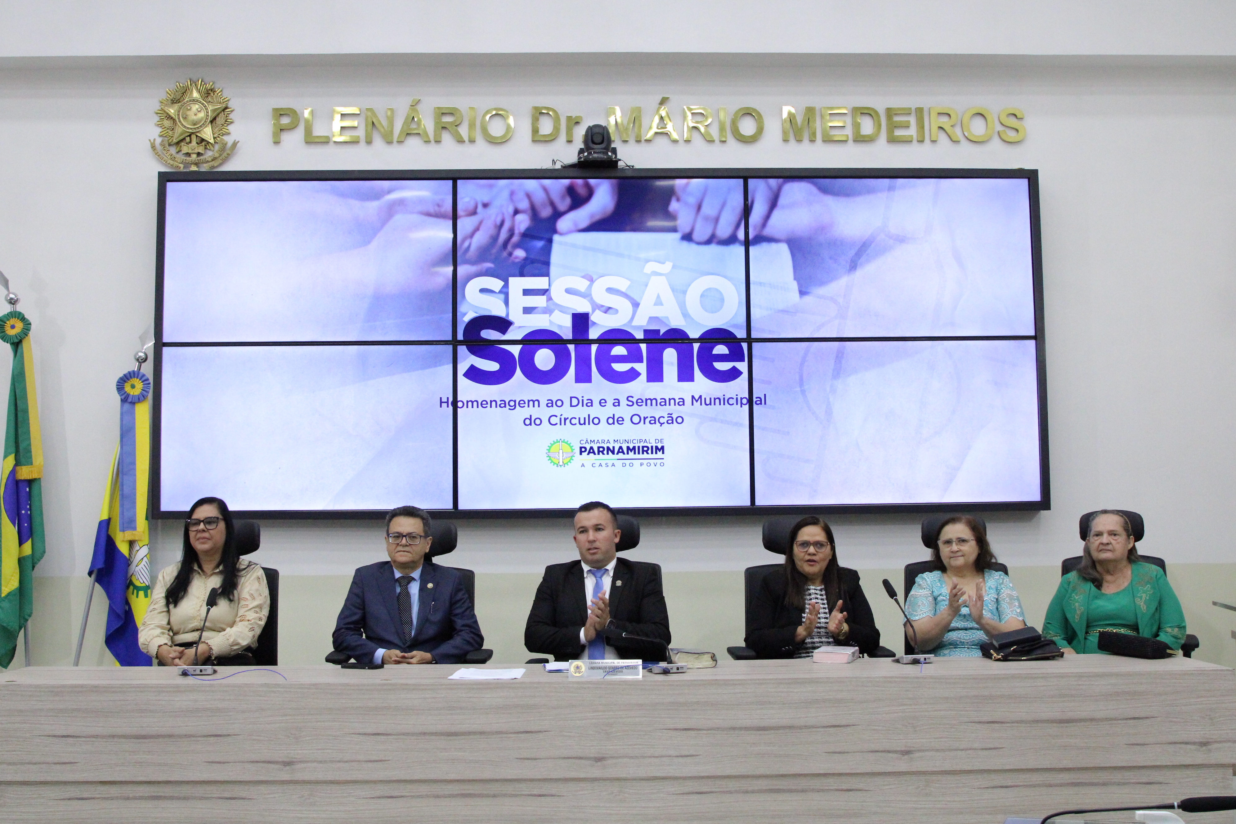 Sessão solene faz homenagem ao dia e semana municipais do círculo de oração